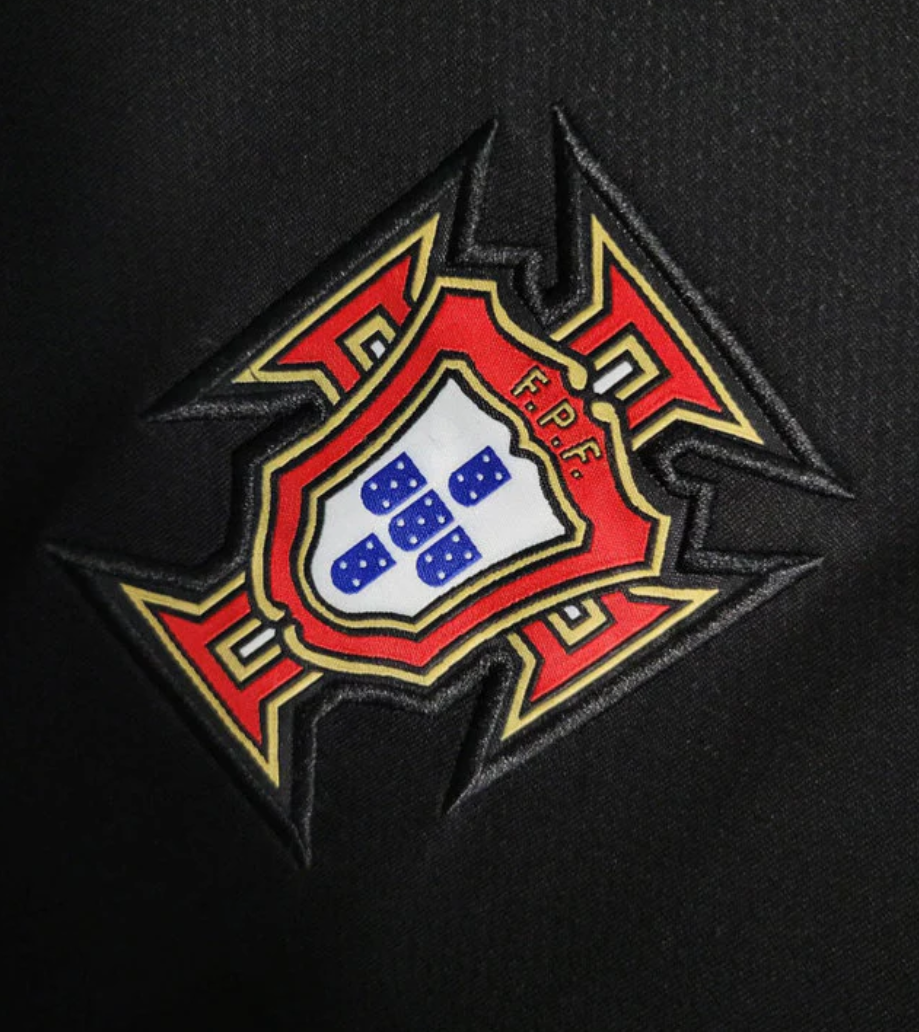 2006 Portugal Retro Away Jersey
